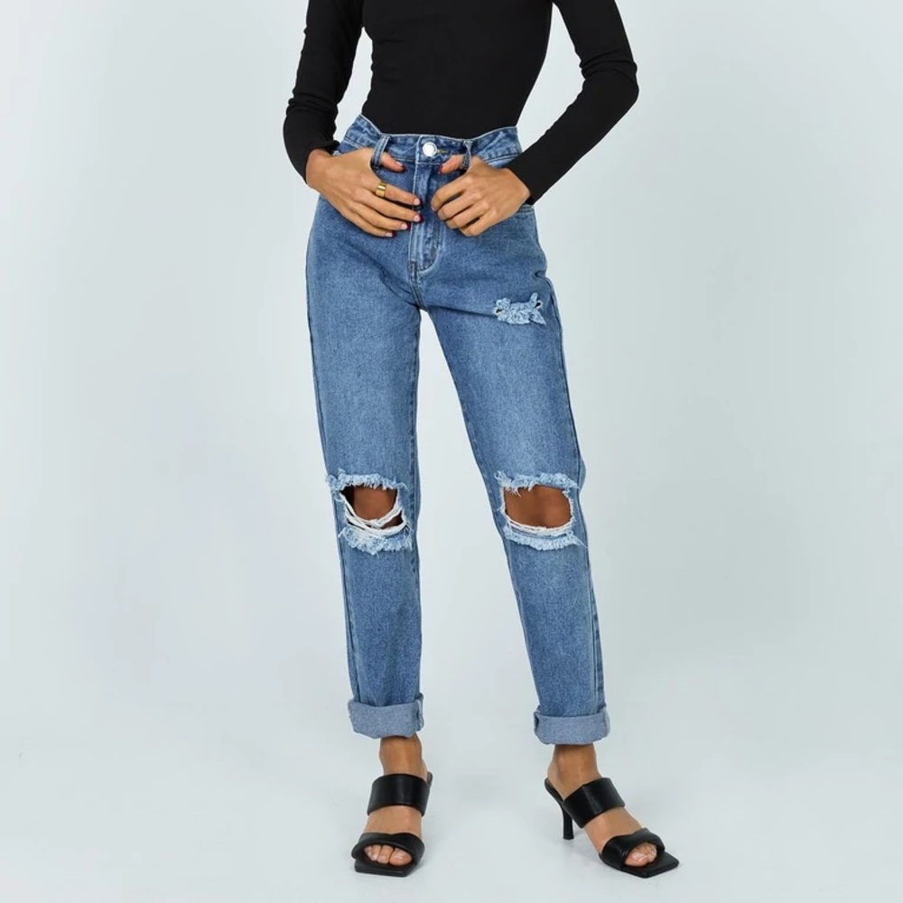 Princess Polly HAYDEN KNEE RIP JEANS MID WASH DENIM size 8